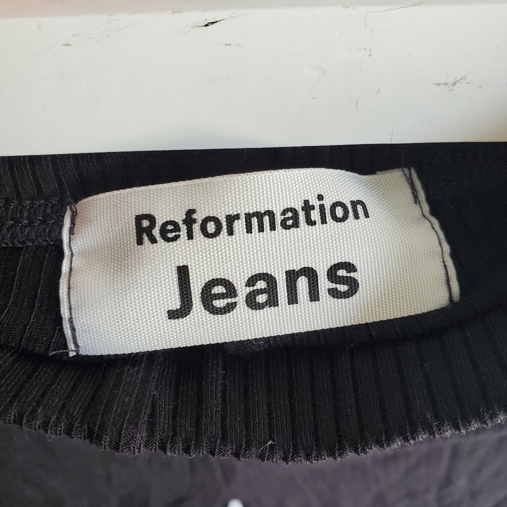 Reformation Black Long Sleeve Crop Top - Picture 8 of 16